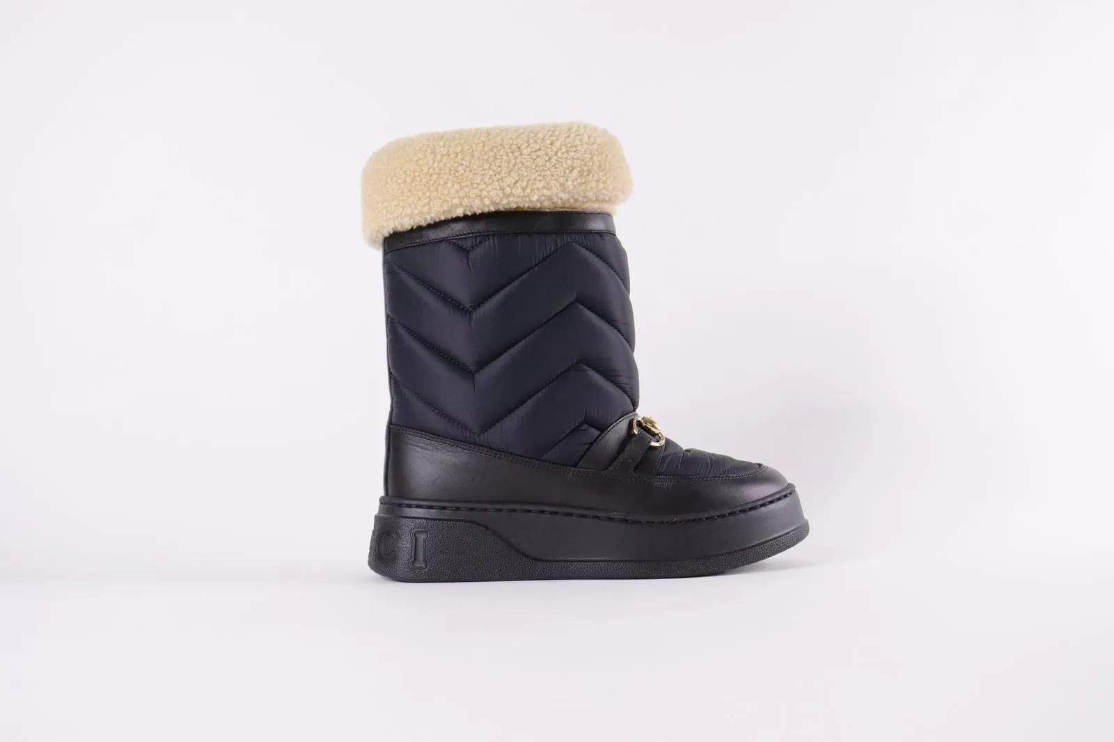 GUCCI Quebec Calfskin Wool Chevron Quilted Horsebit Snow Boots