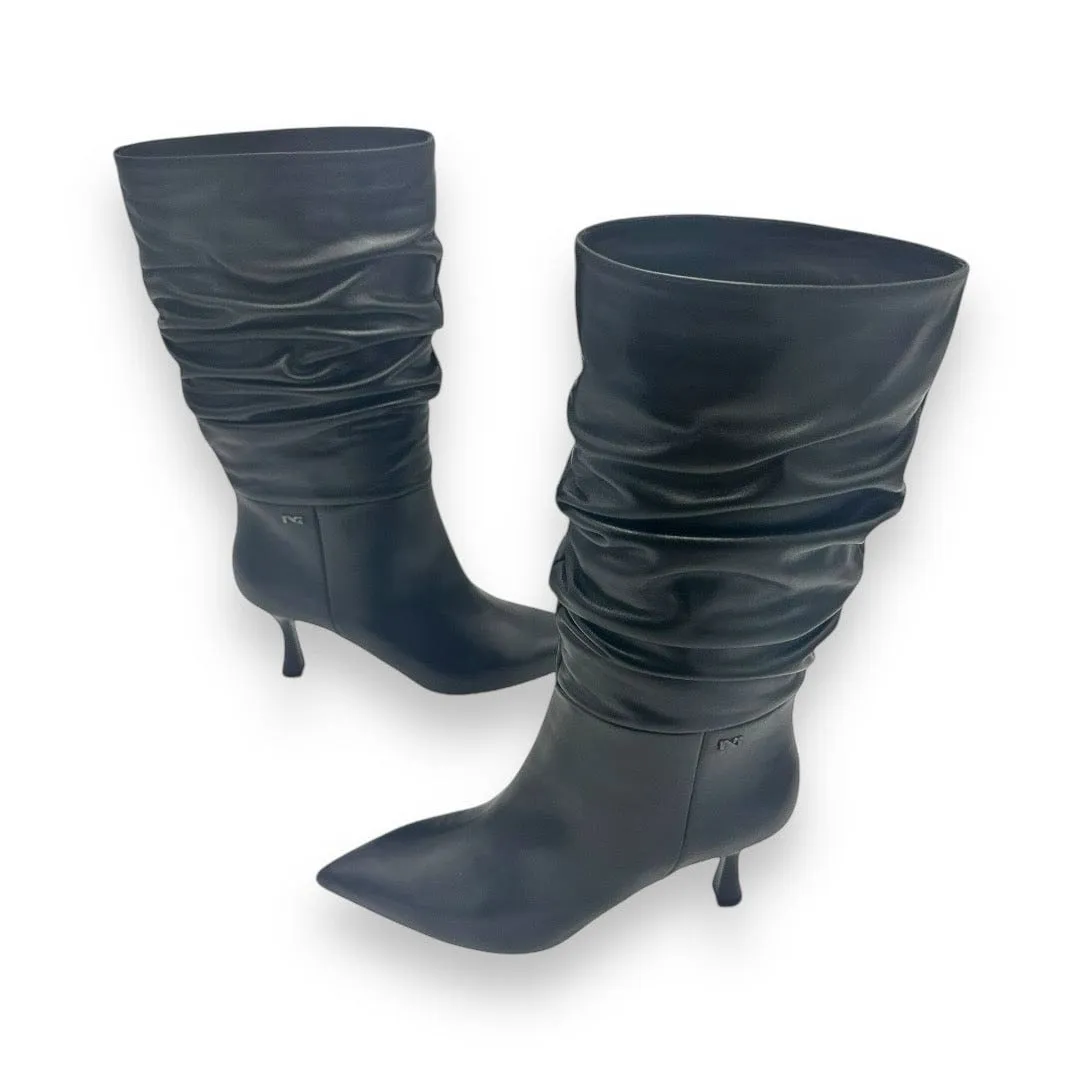 Lola-Black